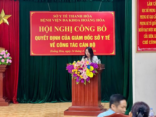 b&agrave; trần ngọc l&ecirc;.jpg