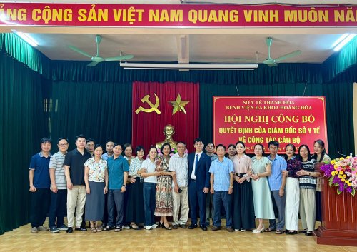 tập thể bv 2.jpg